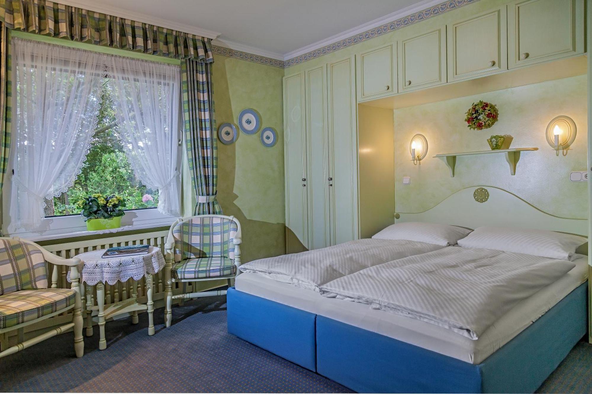 Hotel Wiesbaden 베닝슈테트 객실 사진